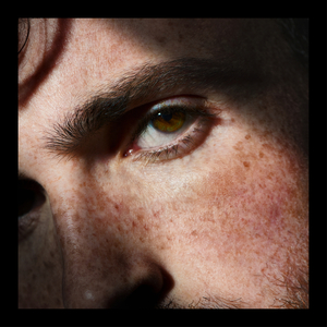 易炼红儿子九公子
